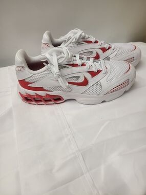Nike White and Red Running Sneakers